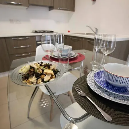Strand 8 Sliema